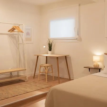 The Cozy Nest In The Center *